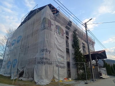 Ruszyły roboty budowlane projektu – „Termomodernizacja budynku użyteczności publicznej w gminie Ślemień” - zdjęcie2